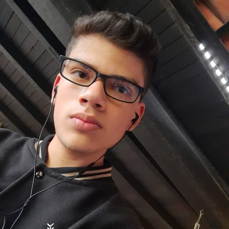 Christopher Lozada